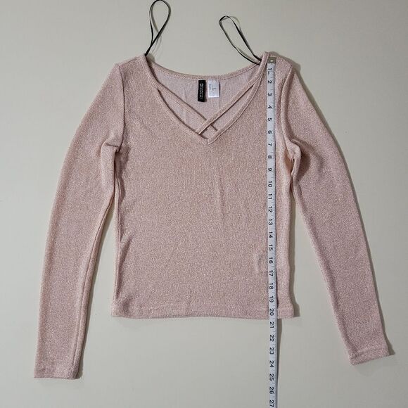 Divided H&M Women's V-neck Sparkly Knit Long Sleeve Pullover Top - Picture 4 of 12